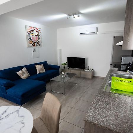 Napa Centrale Suites Agia Napa Buitenkant foto