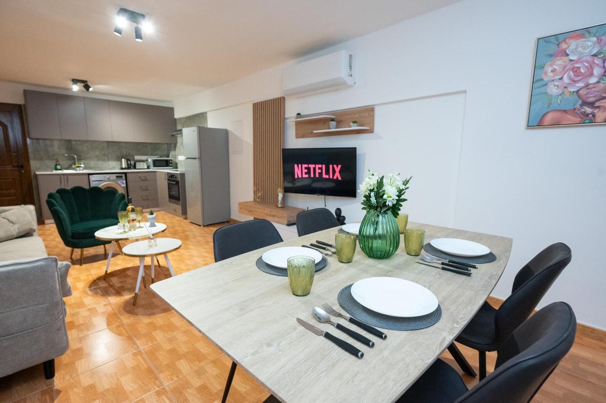 Napa Centrale Suites Agia Napa Buitenkant foto