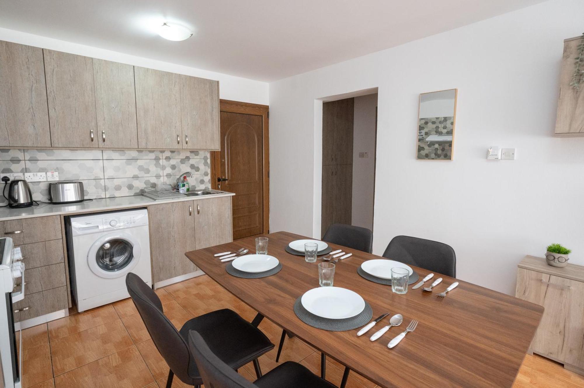 Napa Centrale Suites Agia Napa Buitenkant foto