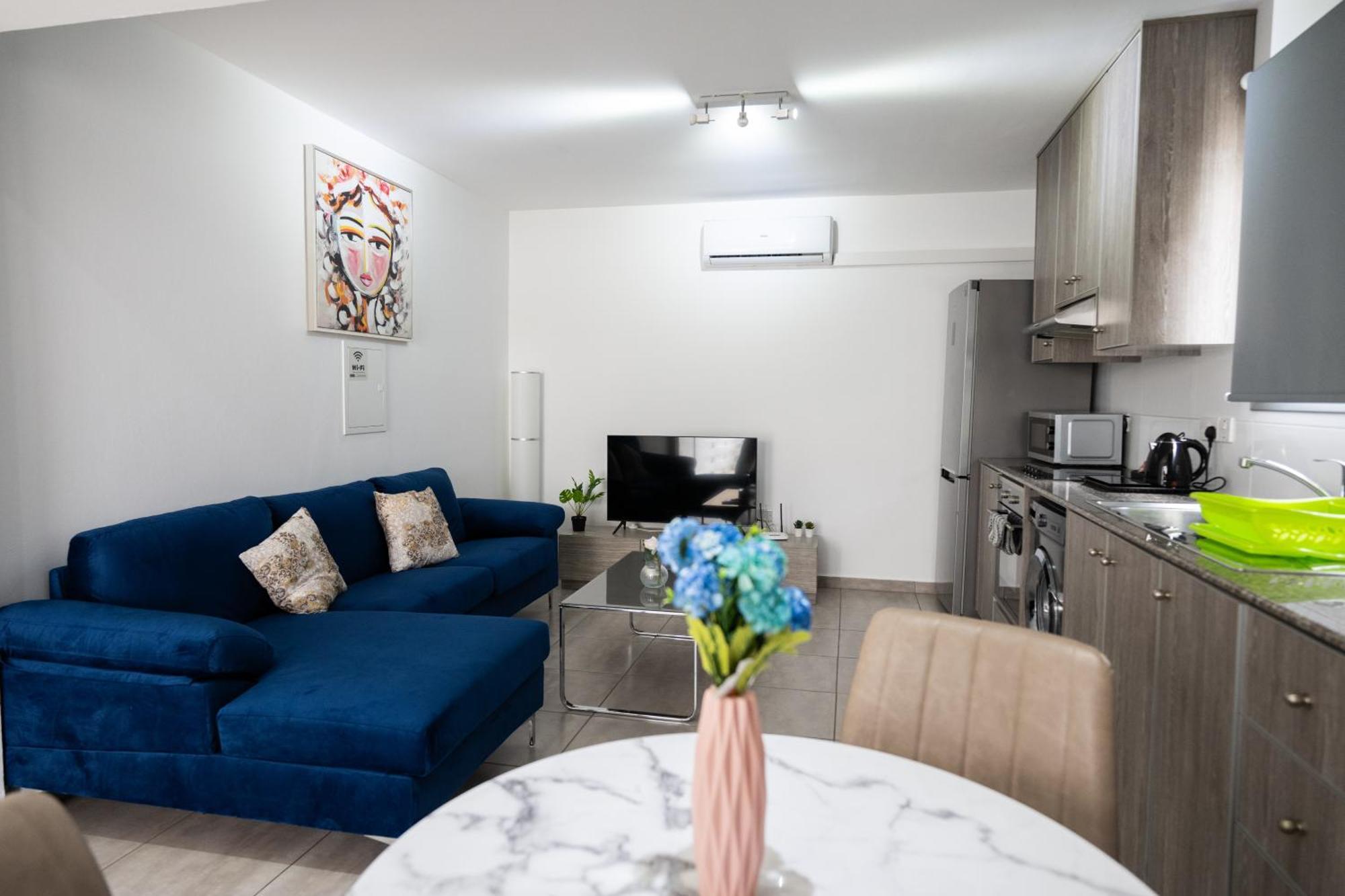 Napa Centrale Suites Agia Napa Buitenkant foto