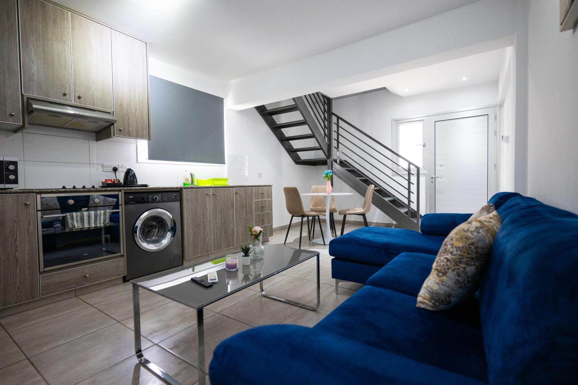 Napa Centrale Suites Agia Napa Buitenkant foto