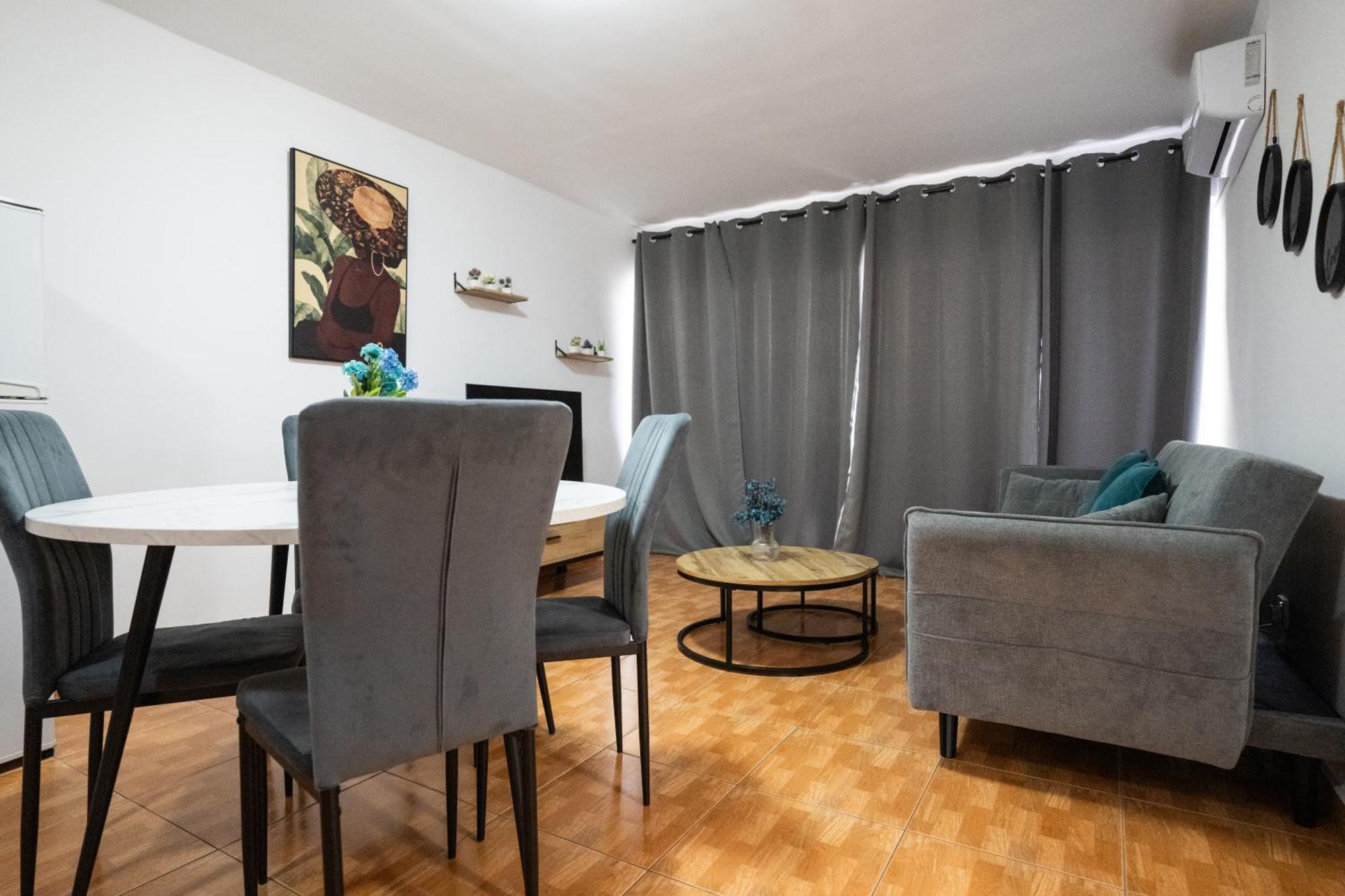Napa Centrale Suites Agia Napa Buitenkant foto