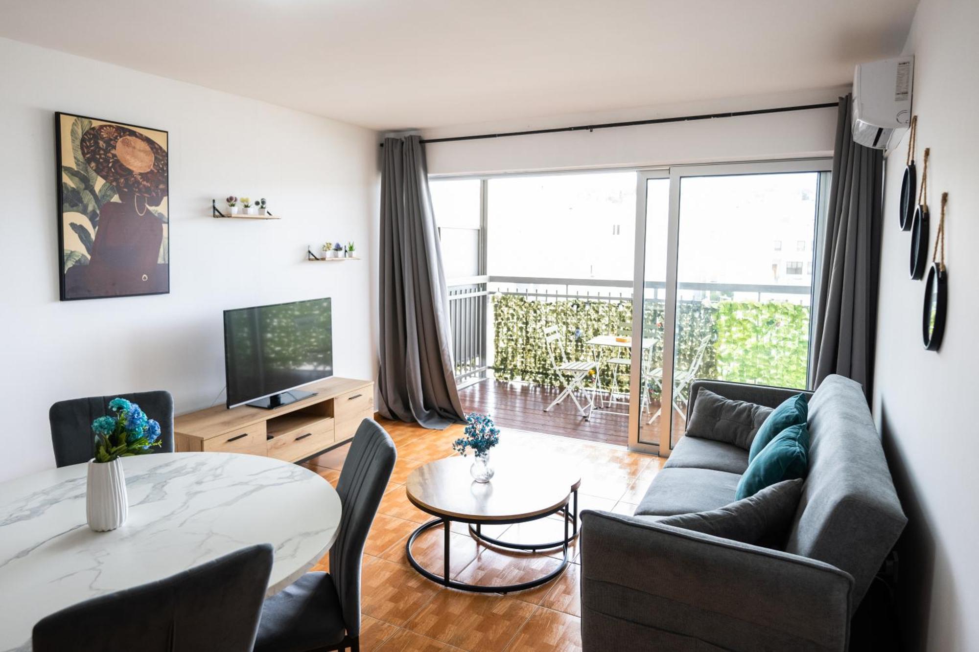 Napa Centrale Suites Agia Napa Buitenkant foto