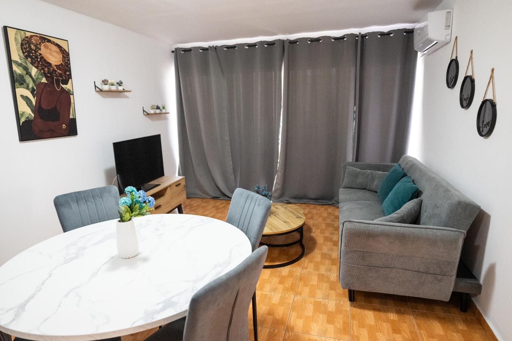 Napa Centrale Suites Agia Napa Buitenkant foto